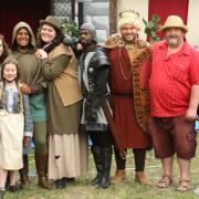 Director Jonathan Kaufman with Spontaneous Productions' outdoor cast of Robin Hood, performed in July 2023