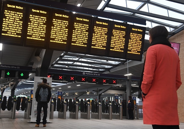 London Bridge station staff to stop challenging tickets as part of industrial action