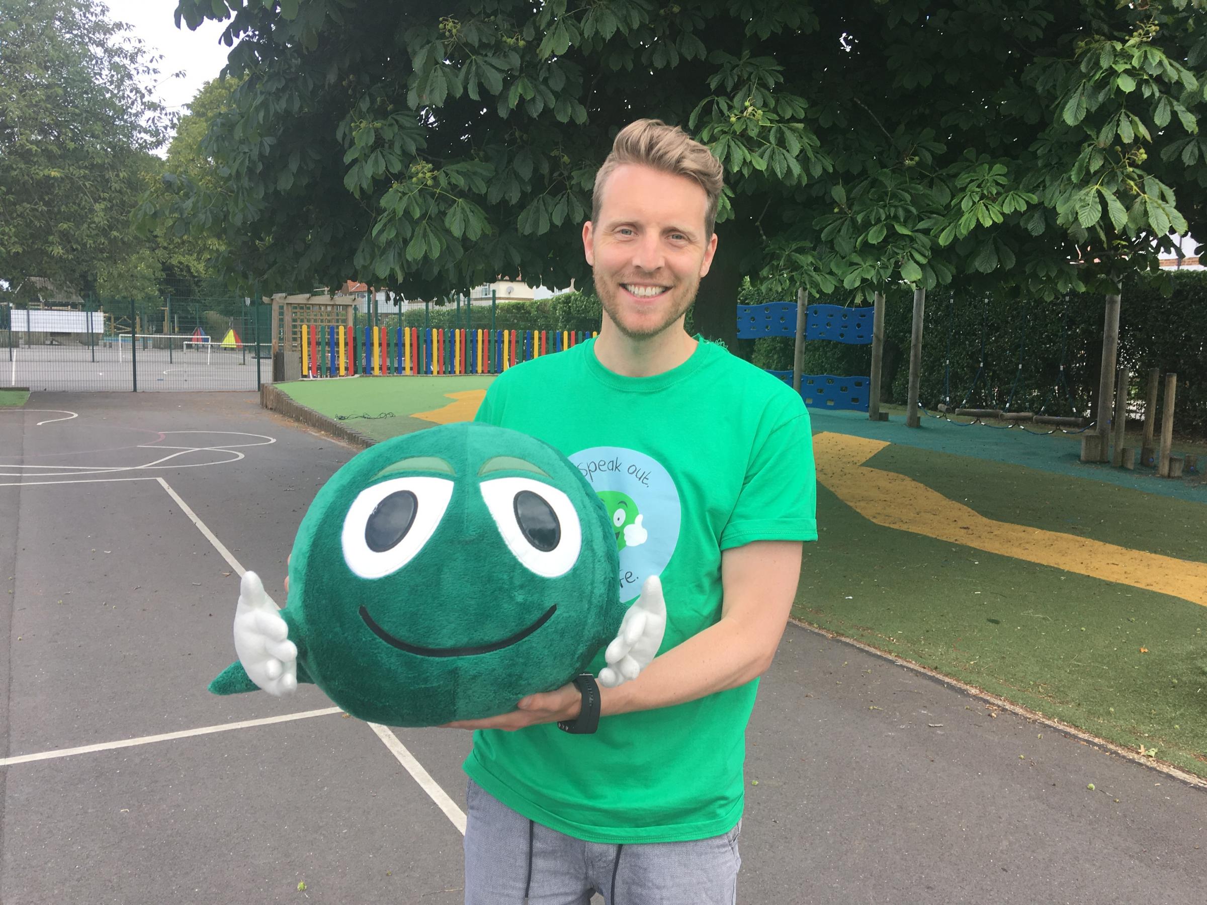 Coronation star visits Richmond nursery and infant school with NSPCC