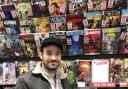 Charlie Cox (Daredevil) with comics at the convention