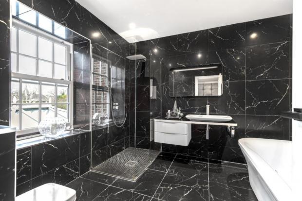 This Is Local London: Bathroom. (Rightmove)