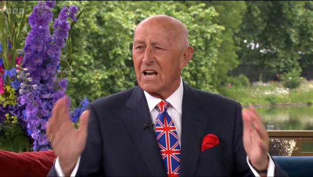 This Is Local London: Strictly Come Dancing judge Len Goodman admitted to never trying curry or curry powder