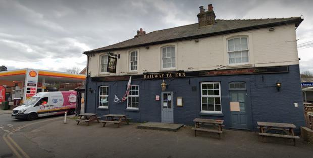 This Is Local London: The Railway Tavern pub in Dartford 