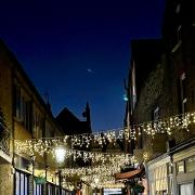 Hampstead sparkles as Christmas lights go up on the high street. - Xenia Ramirez -Espain North London Collegiate School