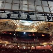 A picture of the stage of Wimbledon Theatre