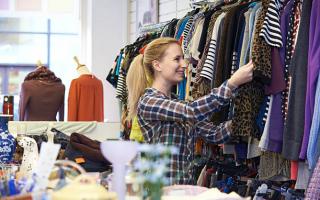 Young reporters: charity shopping, old fashioned or in fashion ?