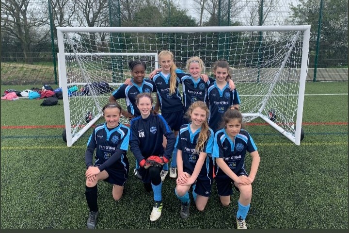 Primary school's year 6 girls football team runners-up in Essex tournament